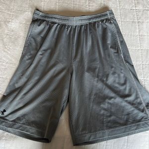 Gray Under Armour Basketball shorts, size large